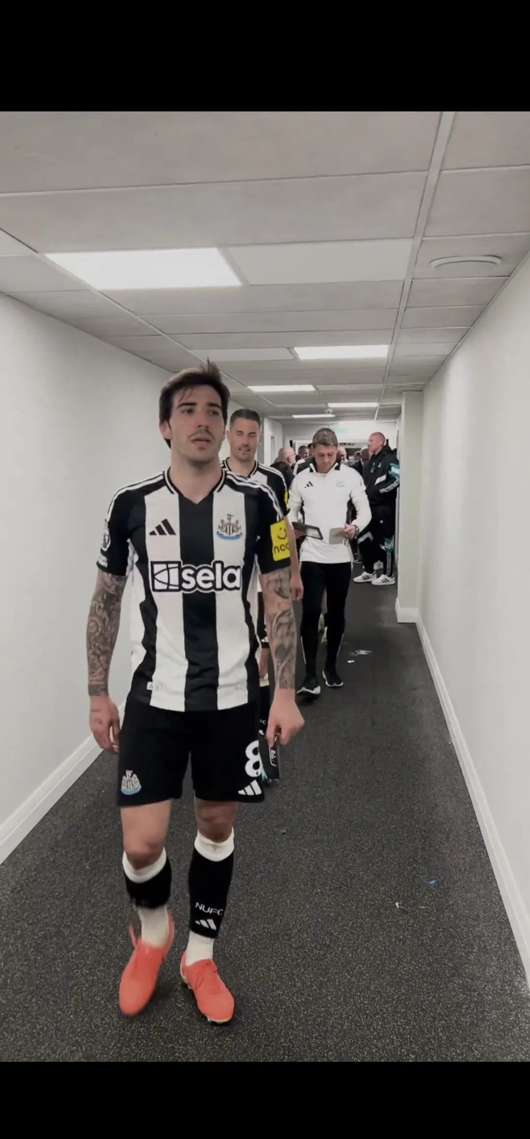 纽卡斯尔遭遇失利，积分榜下滑！的简单介绍