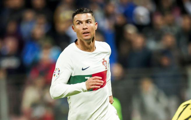 欧预赛强队对决，球员积极备战状态极佳的简单介绍