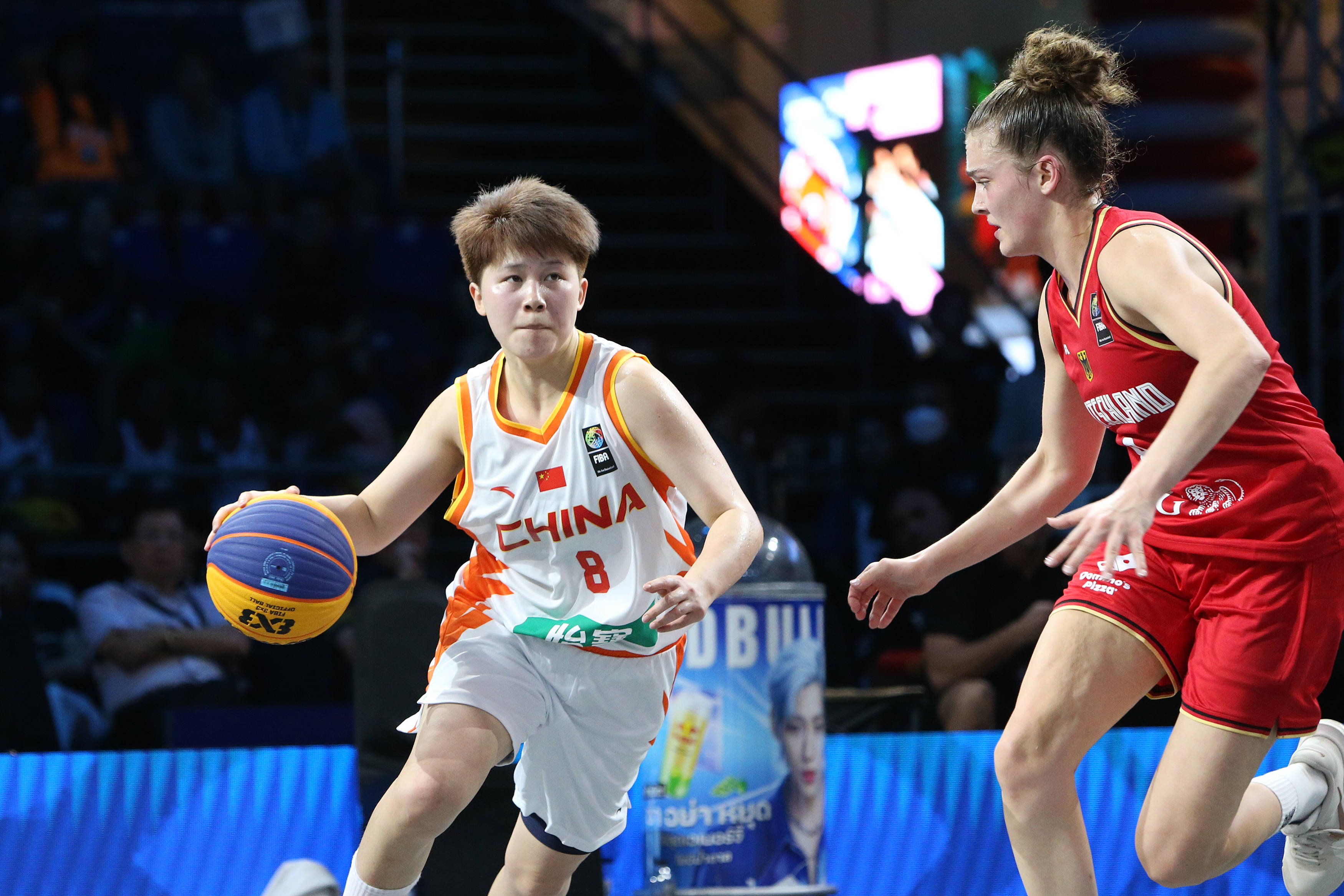 包含美洲杯：美国女篮大胜加拿大，夺冠的词条